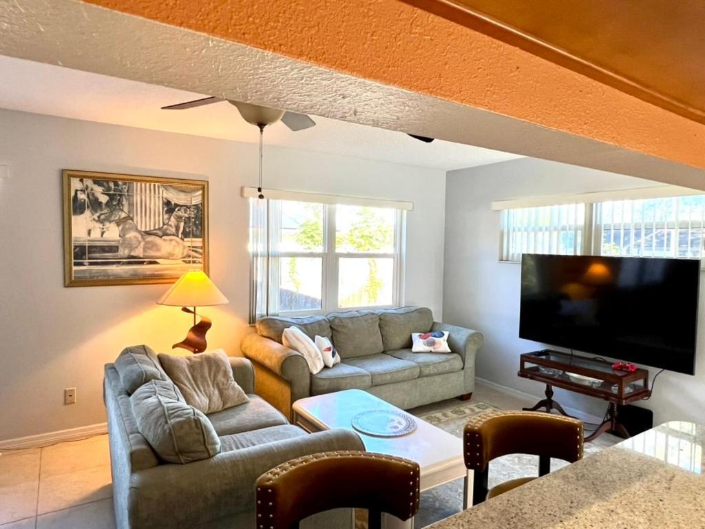 Villa "Impressa" - Billiard,Ping-Pong Table, Lanai, Fire Pit, Bbq Grill, View, Patio, Back Yard New Port Richey Exterior photo